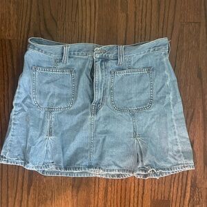 Super cute madewell Jean skirt with front pockets - perfect  condition